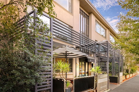 Birches Serviced Apartments - Palm Beach Accommodation 1