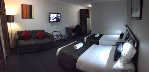 Country Comfort Hunts Liverpool - Palm Beach Accommodation 1