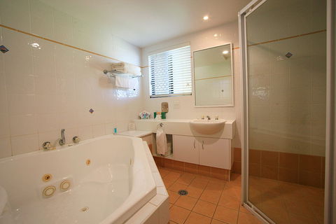 Macquarie Barracks Inn - Palm Beach Accommodation 2