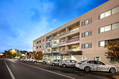 Quest Dubbo - Palm Beach Accommodation 0
