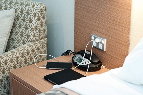 Colonial Terrace Motor Inn - Palm Beach Accommodation 2