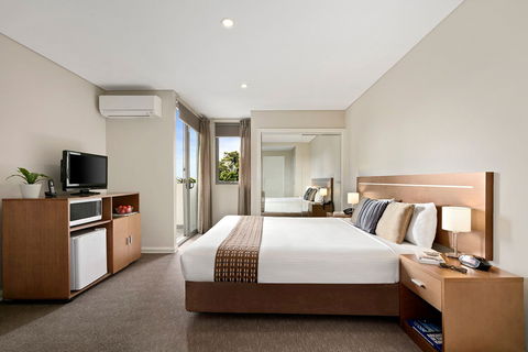 Quest Portland - Palm Beach Accommodation 1