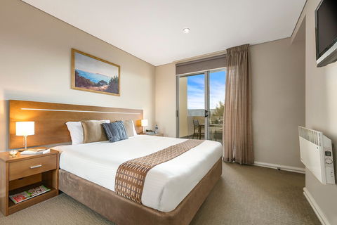 Quest Portland - Palm Beach Accommodation 2