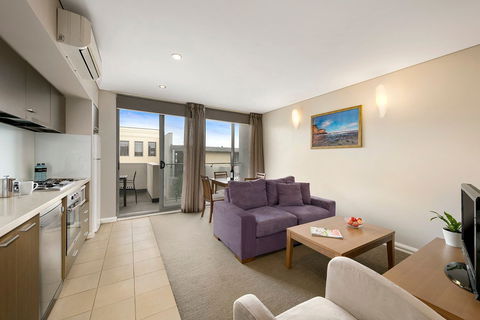 Quest Portland - Palm Beach Accommodation 3