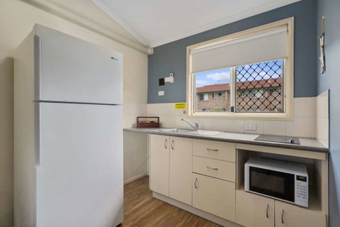 Caboolture Central Motor Inn, SureStay Collection - Palm Beach Accommodation 8