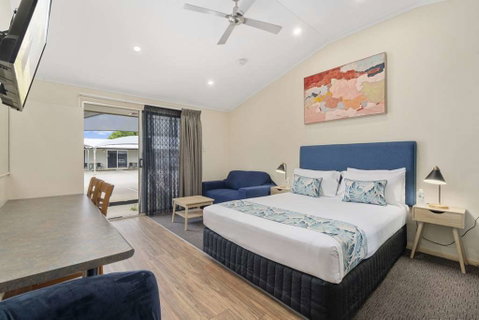 Caboolture Central Motor Inn, SureStay Collection - Palm Beach Accommodation 10