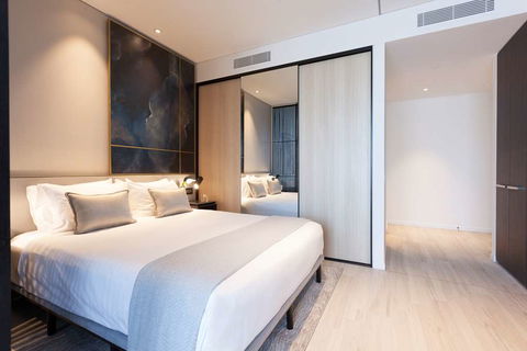 Skye Suites Green Square - Palm Beach Accommodation 2