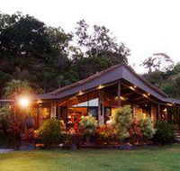 Trinity Beach Palace - Palm Beach Accommodation