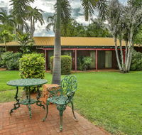 Bayside Holiday Apartments - Palm Beach Accommodation