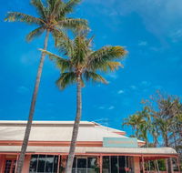 The Continental Hotel - Palm Beach Accommodation