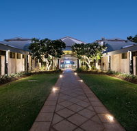 The Mangrove Resort Hotel - Palm Beach Accommodation