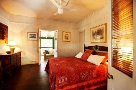 Pinctada McAlpine House - Palm Beach Accommodation 1