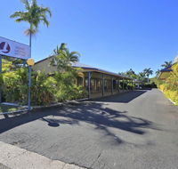 Smart Motels Bert Hinkler - Palm Beach Accommodation