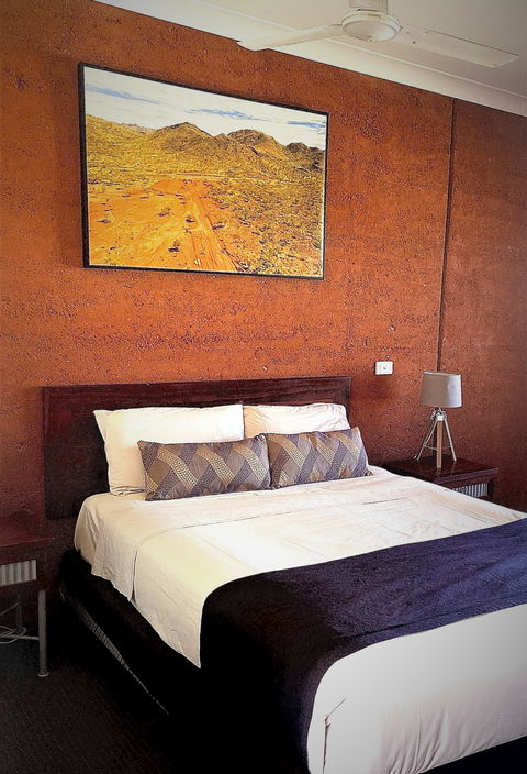 Gidgee Inn - Palm Beach Accommodation 1