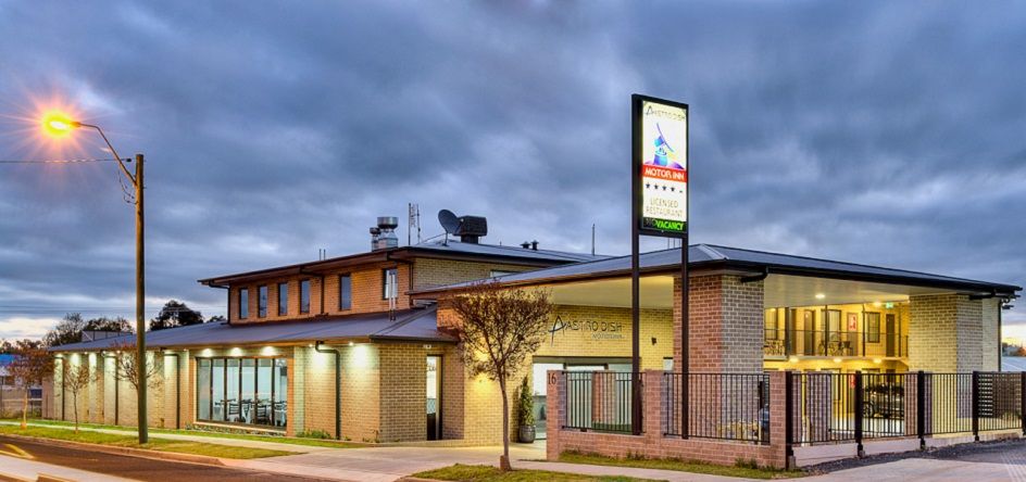 Eumungerie NSW Palm Beach Accommodation