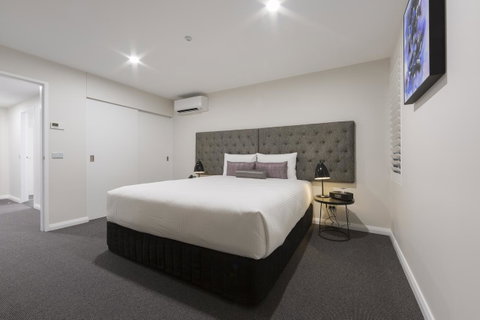 Avenue Hotel Canberra - Palm Beach Accommodation 30