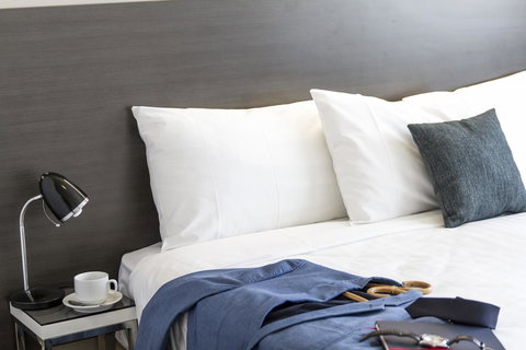 Abode Tuggeranong - Palm Beach Accommodation 3