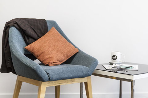 Abode Tuggeranong - Palm Beach Accommodation 1