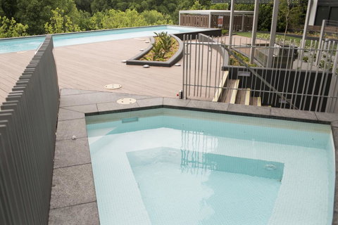 KUI - Manhattan Apartments - Palm Beach Accommodation 3