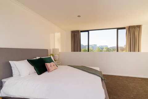 ALLARA CANBERRA - Palm Beach Accommodation 9