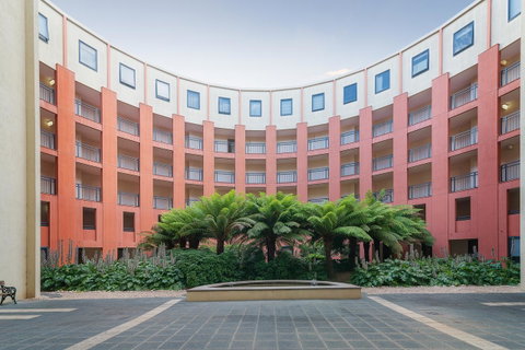 ALLARA CANBERRA - Palm Beach Accommodation 18
