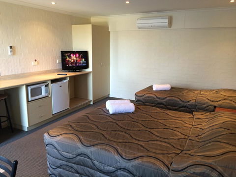 Heritage House Motel & Units - Palm Beach Accommodation 29