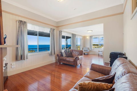 Heritage House Motel & Units - Palm Beach Accommodation 10