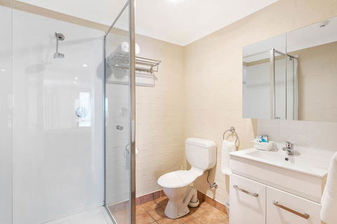 Heritage House Motel & Units - Palm Beach Accommodation 5