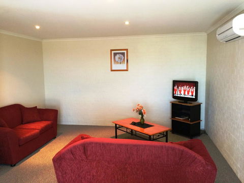 Heritage House Motel & Units - Palm Beach Accommodation 30