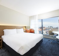 Holiday Inn Express Adelaide City Centre - Palm Beach Accommodation