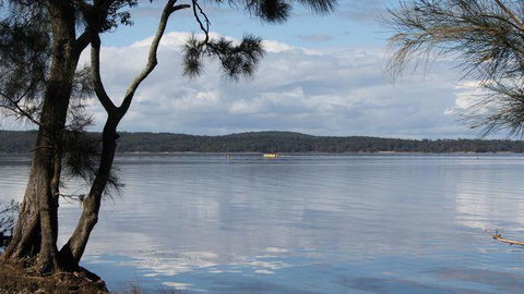 \'Point Break\' Your Waterfront Break At The Point - Palm Beach Accommodation 0