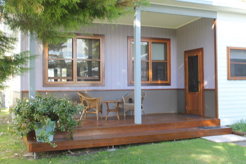\'Point Break\' Your Waterfront Break At The Point - Palm Beach Accommodation 2