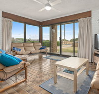 Sun  Surf Aldinga Beach Apartment - Palm Beach Accommodation
