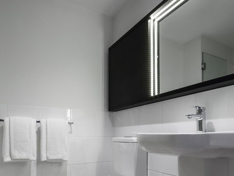 Ibis Adelaide - Palm Beach Accommodation 10