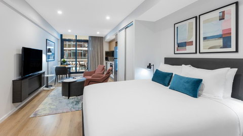 Avani Adelaide Residences - Palm Beach Accommodation 4