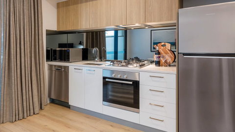Avani Adelaide Residences - Palm Beach Accommodation 6