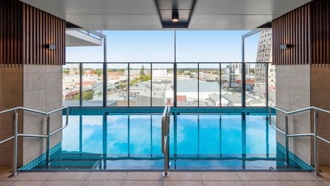 Avani Adelaide Residences - Palm Beach Accommodation 0