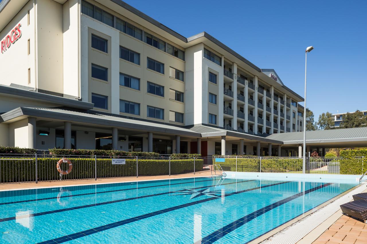 Baulkham Hills NSW Palm Beach Accommodation