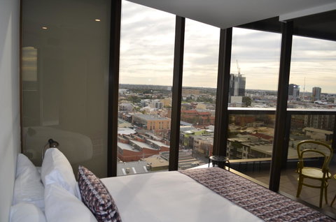 VUEonKW - Palm Beach Accommodation 9