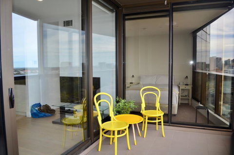 VUEonKW - Palm Beach Accommodation 7