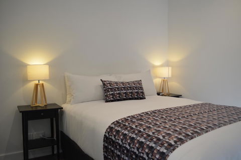 Whitmore SQ - Palm Beach Accommodation 11