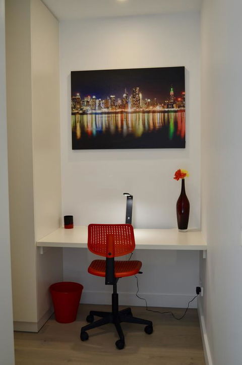 Whitmore SQ - Palm Beach Accommodation 8