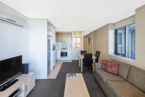 IStay Precinct Adelaide - Palm Beach Accommodation 24