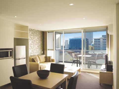 IStay Precinct Adelaide - Palm Beach Accommodation 23