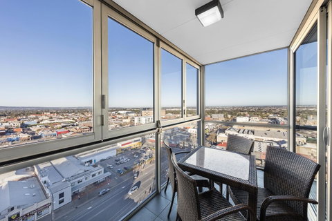 IStay Precinct Adelaide - Palm Beach Accommodation 20