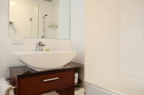 Adabco Boutique Hotel Adelaide - Palm Beach Accommodation 27