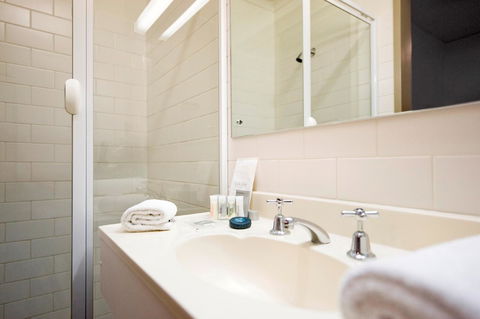 Adelaide Paringa - Palm Beach Accommodation 14