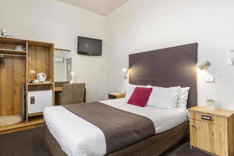 Adelaide Paringa - Palm Beach Accommodation 4