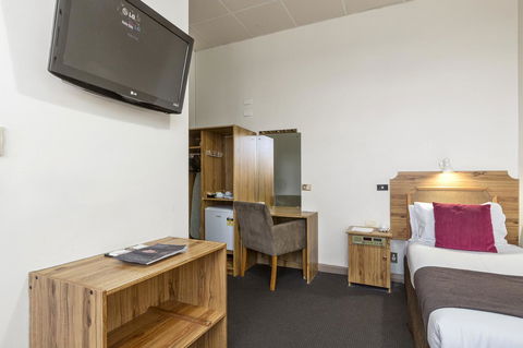 Adelaide Paringa - Palm Beach Accommodation 7