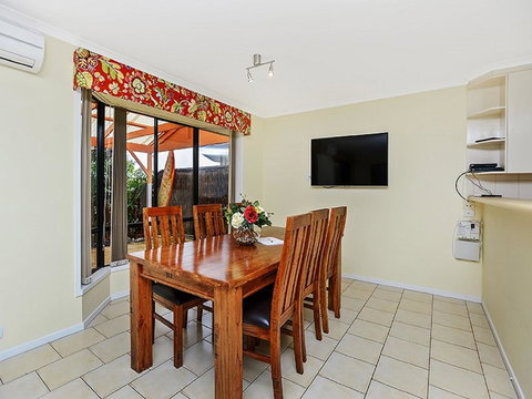 Lakeside - Encounter Bay - Palm Beach Accommodation 6